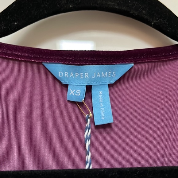 Draper James by Reese Witherspoon, “Lee Ann” dress in velvet crimson - Picture 3 of 14